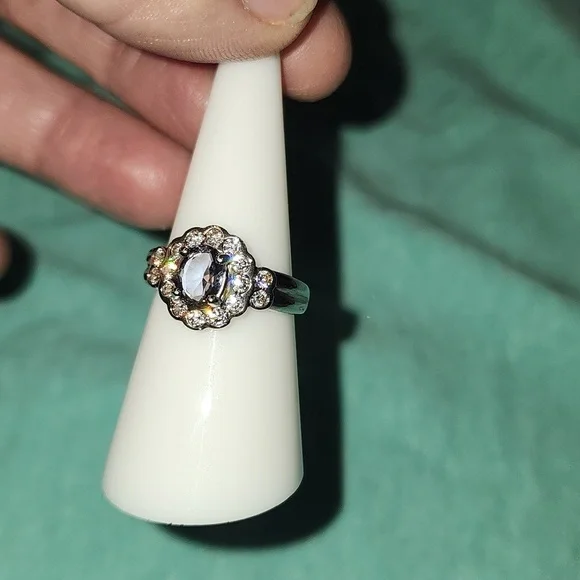 She's A Classic Lab Created Tanzanie Rhodium Plating Size 7 - Picture 2 of 8